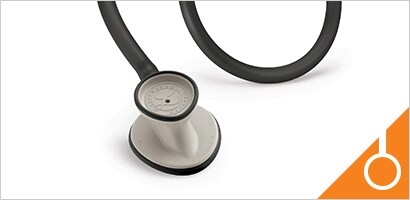 3M Littmann Lightweight Stethoskop vor einem weißen Hintergrund.
